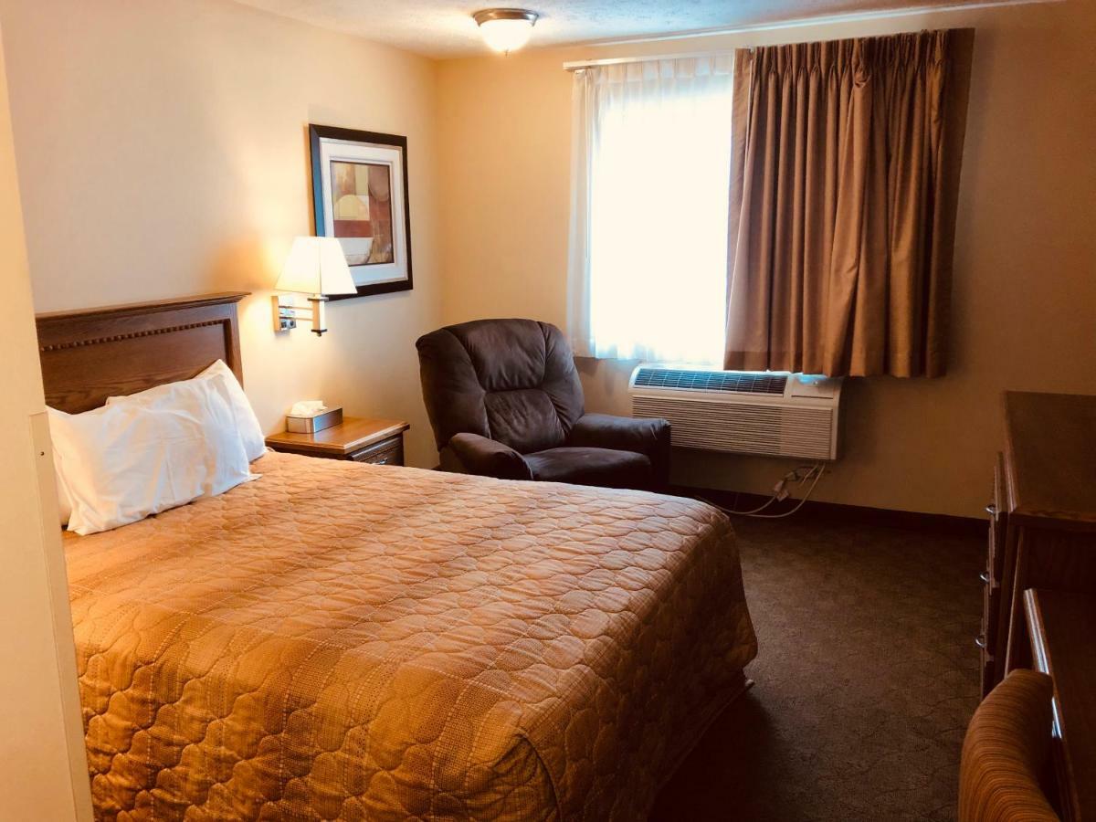 Shenandoah Inn & Suites Buitenkant foto