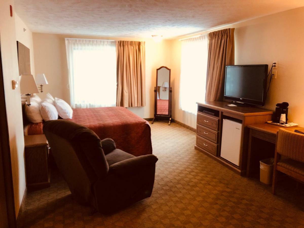 Shenandoah Inn & Suites Buitenkant foto